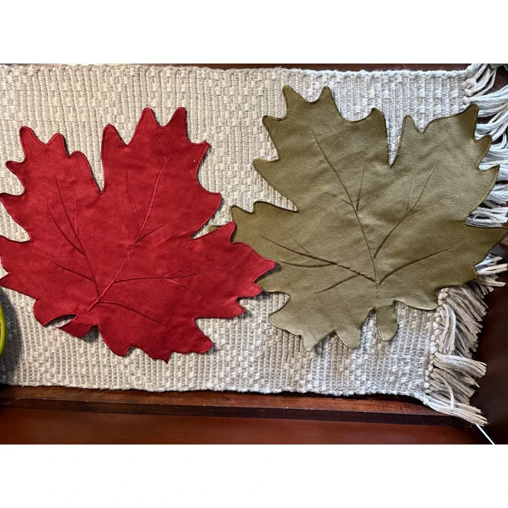 Set of 8 Fall Leaf Placemats Autumn Harvest Oak Maple Rust Green Red Decor